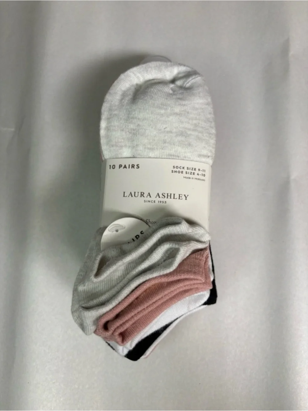 New Laura Ashley Socks Women’s 10 Pair Multicolor No Show Socks Casual Active